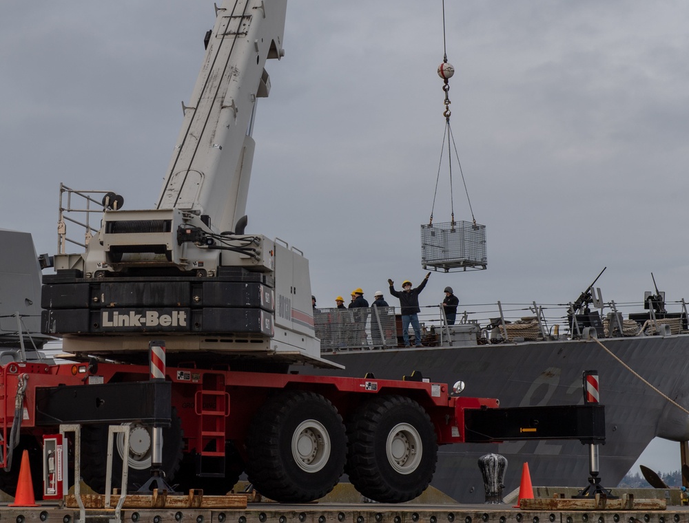 USS Momsen (DDG 92) stops at Naval Magazine Indian Island for an Ammunition Offload