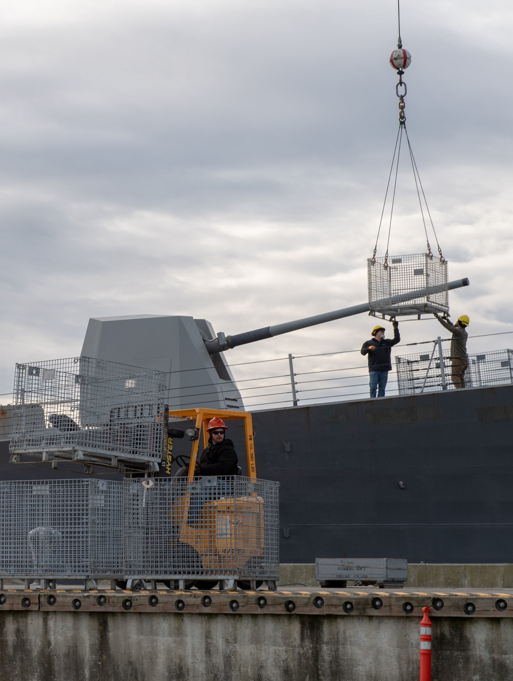 USS Momsen (DDG 92) stops at Naval Magazine Indian Island for an Ammunition Offload