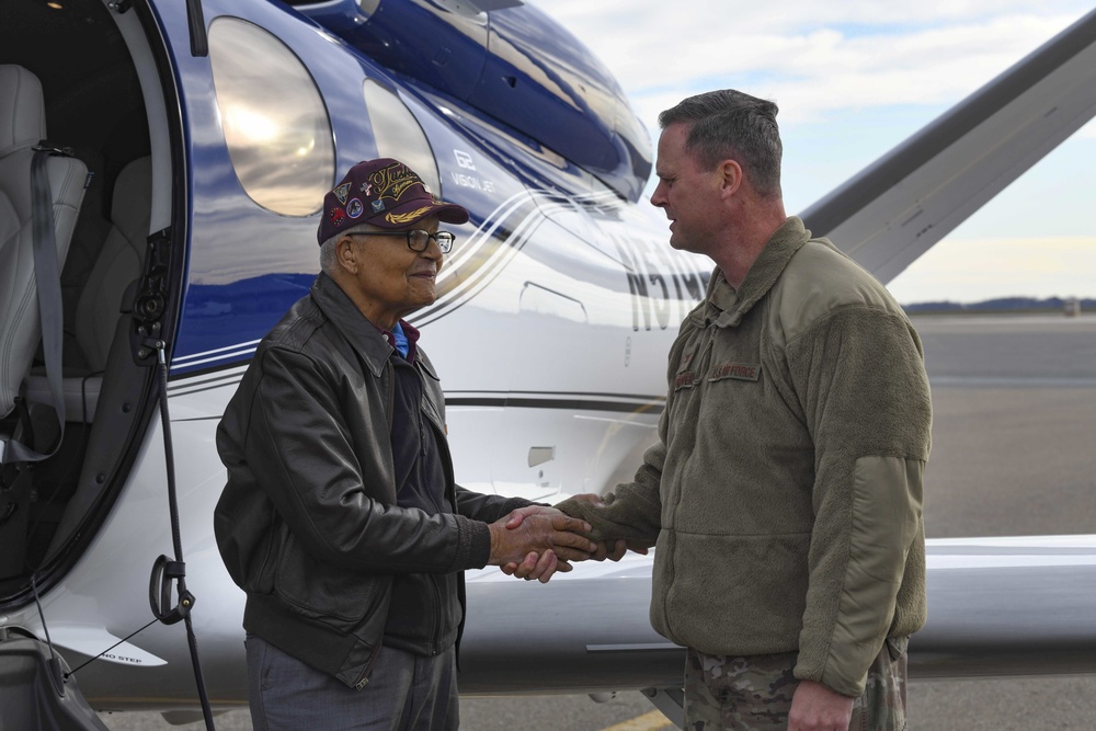 Former Tuskegee Airman celebrates 100th birthday