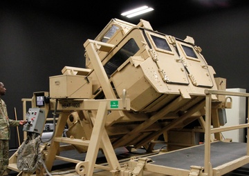 ROLLOVER, ROLLOVER, ROLLOVER! Marne NCOs train in rollover egress