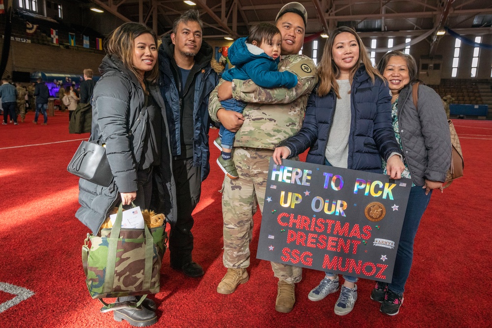 2-113th welcomed home