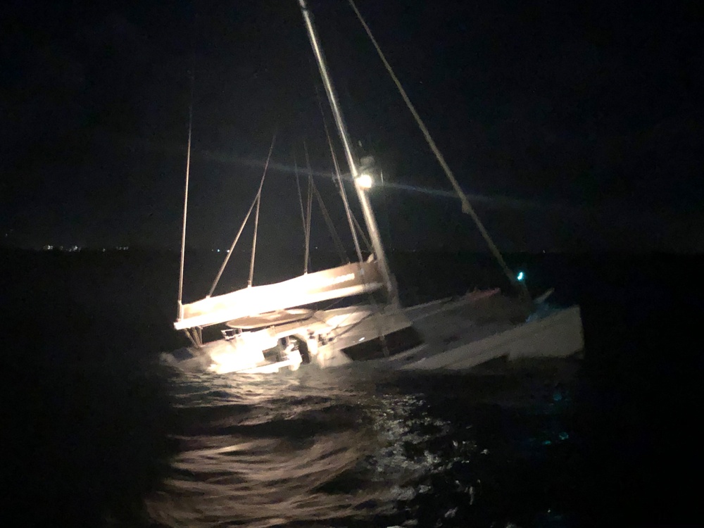 Coast Guard, good Samaritan rescue 2 from sinking sailing vessel near Manati, Puerto Rico