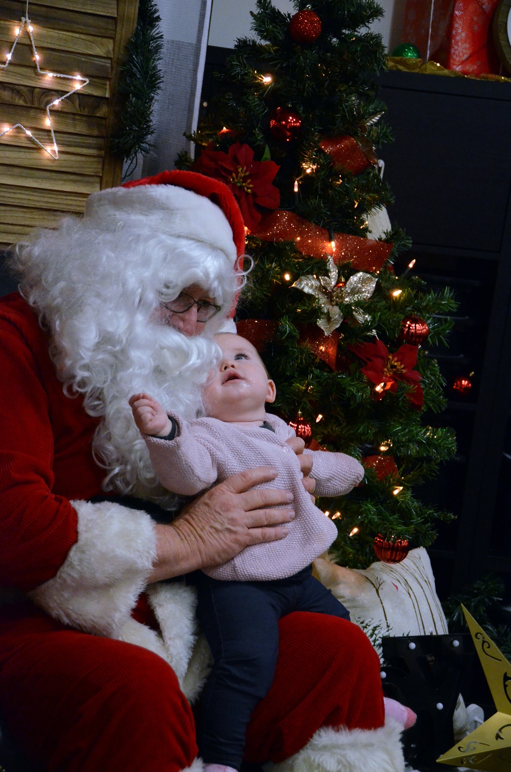 2019 VMC Tree-lighting ceremony