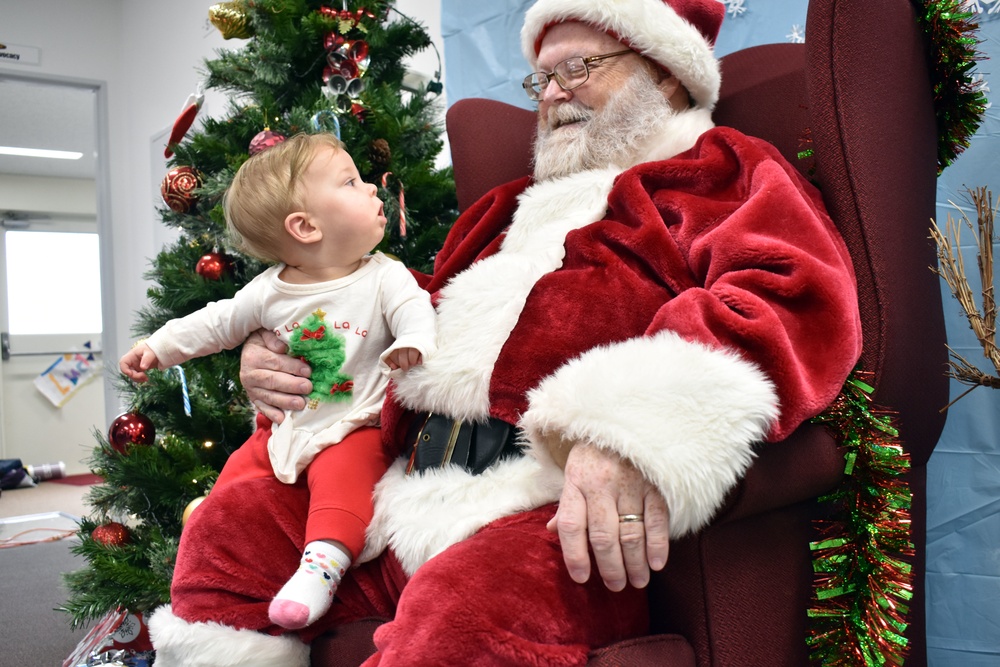 USAG Japan EFMP holds Holiday Cookie and Recipe Exchange