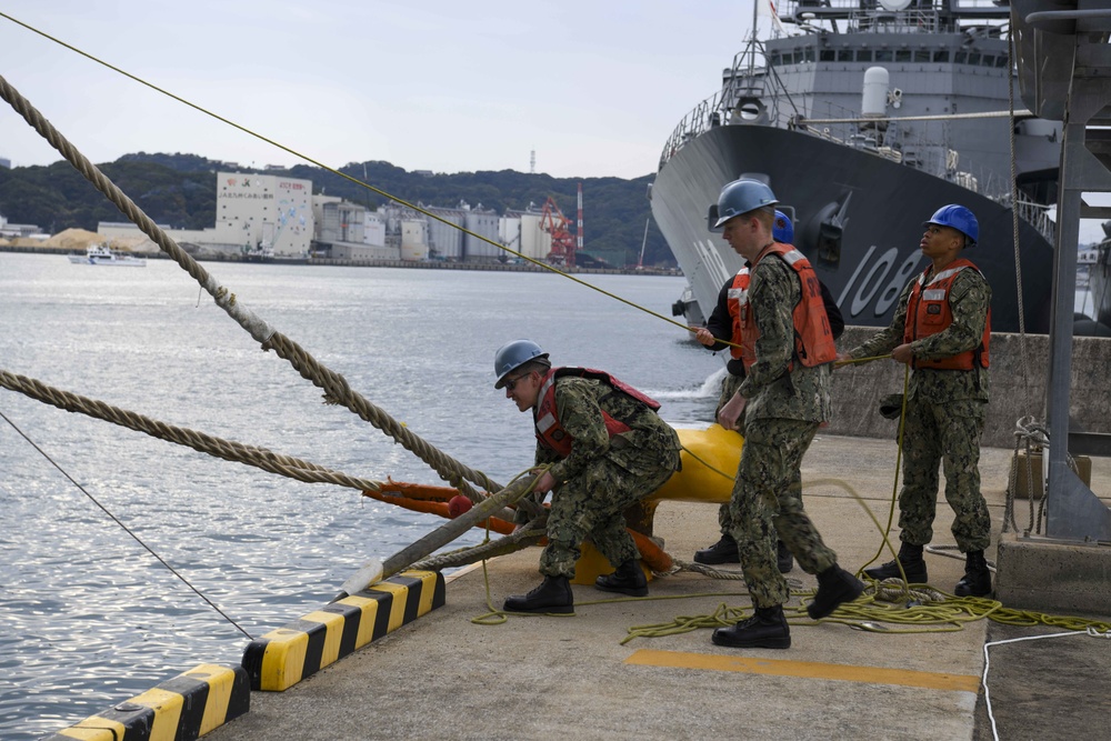 USS America arrives in Sasebo, Japan.