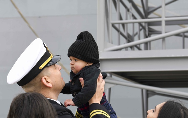 USS America arrives in Sasebo, Japan.