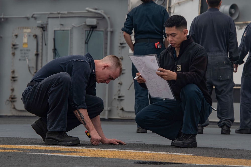 USS ESSEX Sea Trials