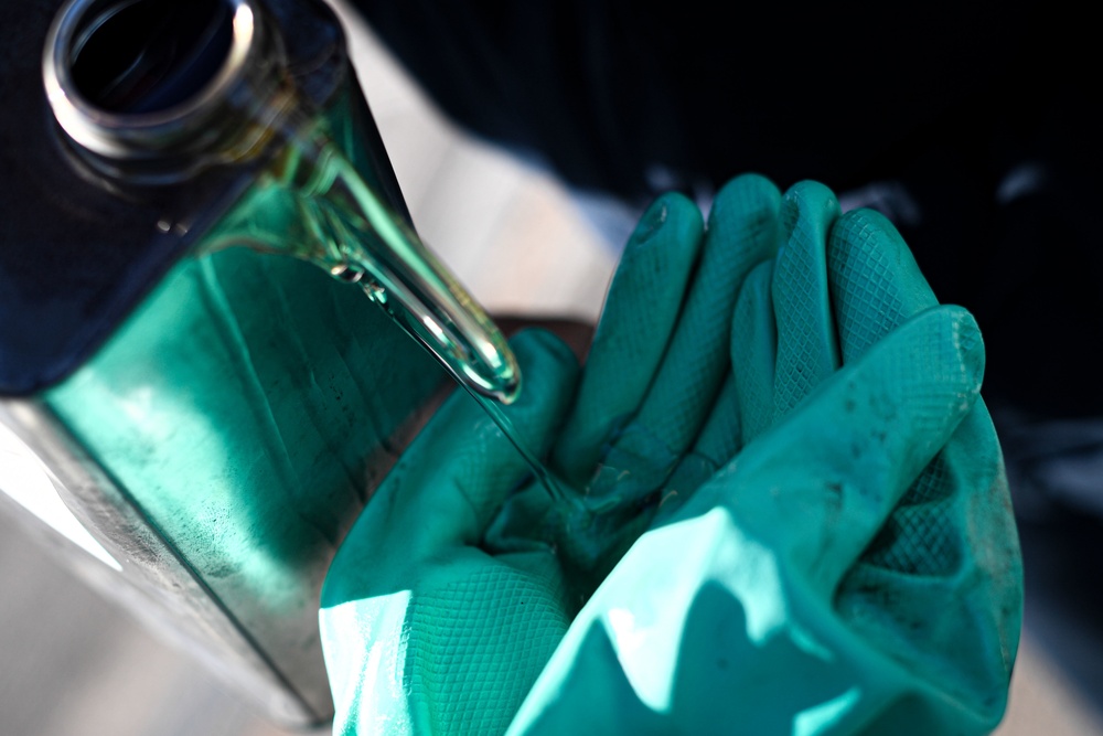 USS PINCKNEY (DDG 91)