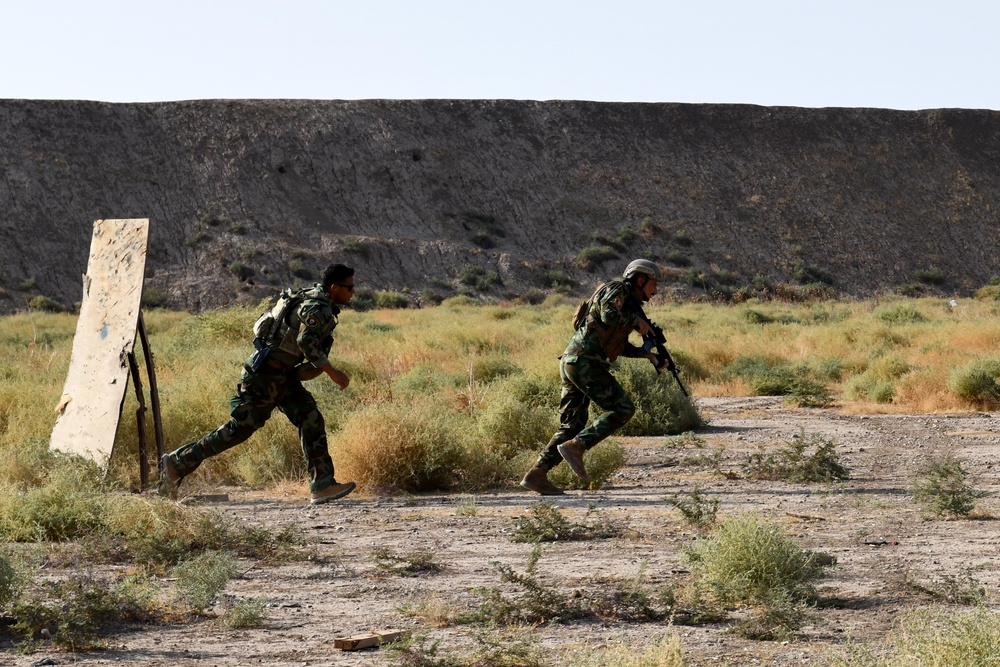 Iraqi Special Forces train in Taji Military Complex