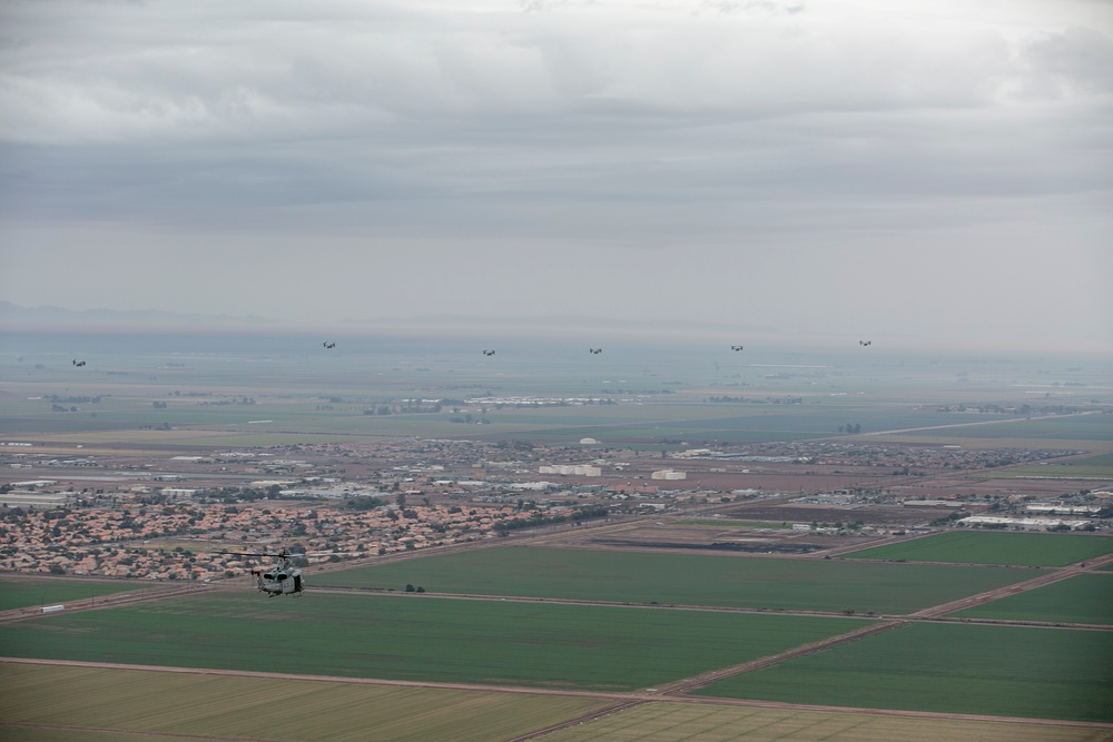 3rd Marine Aircraft Wing Unloads the Grunts