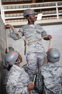 Air Force Junior ROTC cadets visit LRC [Image 8 of 10]