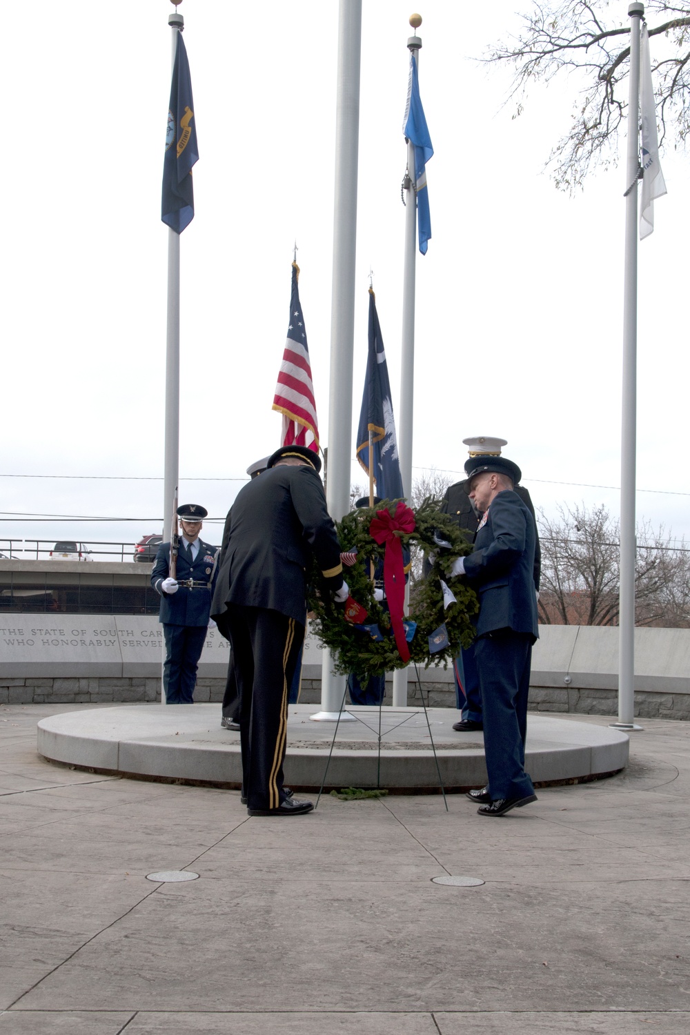 South Carolina National Guard participates in wreath laying ceremony in honor of fallen service members