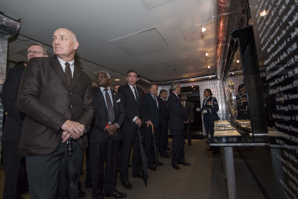 Diplomatic Corps visits the Pentagon