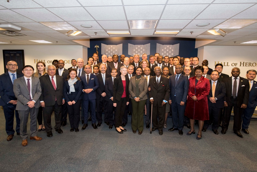 Diplomatic Corps visits the Pentagon