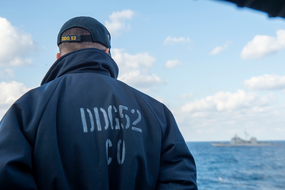 USS Barry Conducts Exercise on Patrol