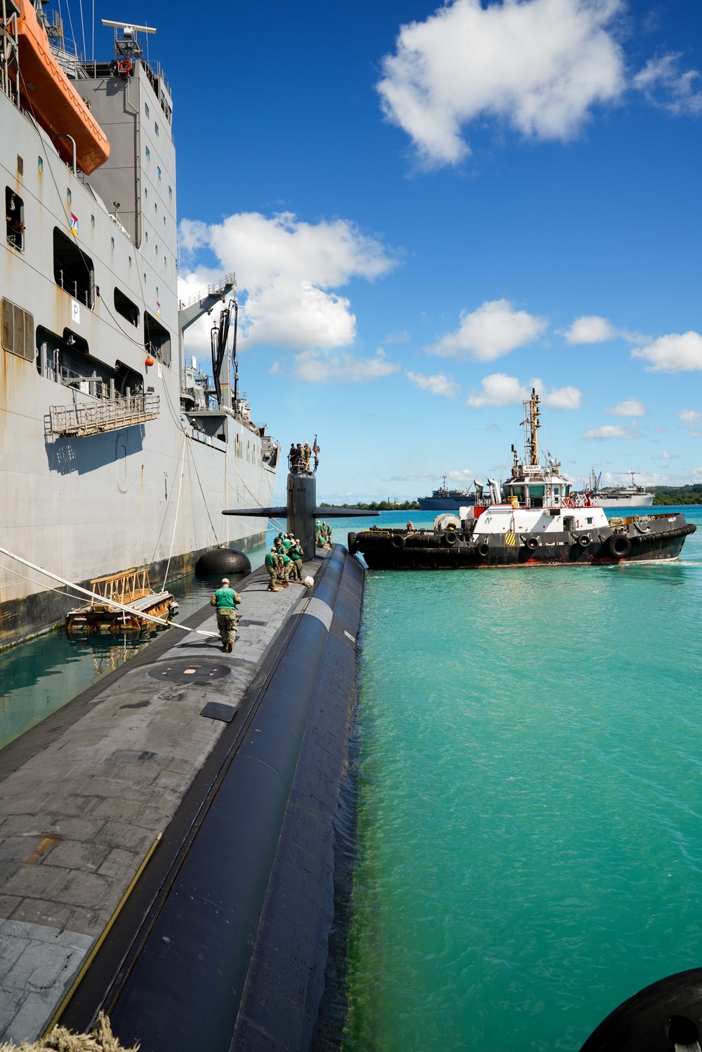 USS Key West Completes Mobile Logistics Demonstration with USNS Richard E. Byrd