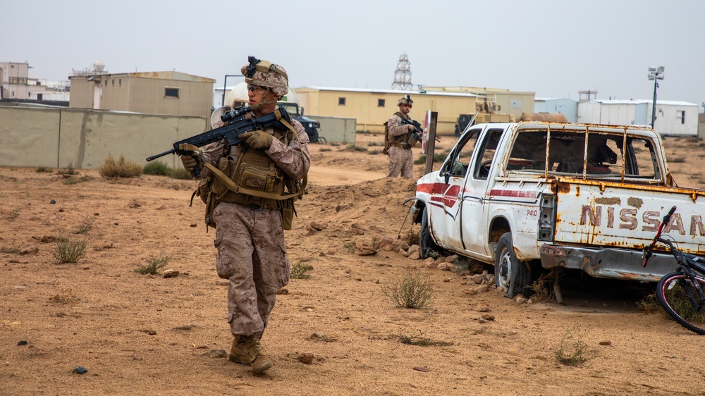 Crisis Response Company Conducts MOUT and Convoy Simulation Training