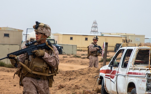 Crisis Response Company Conducts MOUT and Convoy Simulation Training