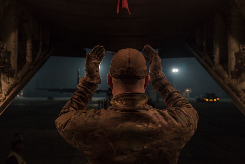 774th EAS conduct combat airdrop and cargo transportation