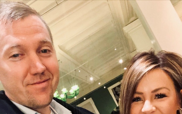 USAF reservist, wife decorate White House