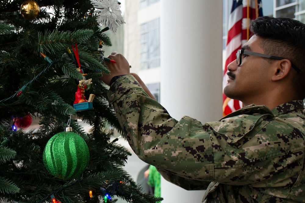 Naval Hospital Bremerton Honors Deployed Sailors with Tree Lighting