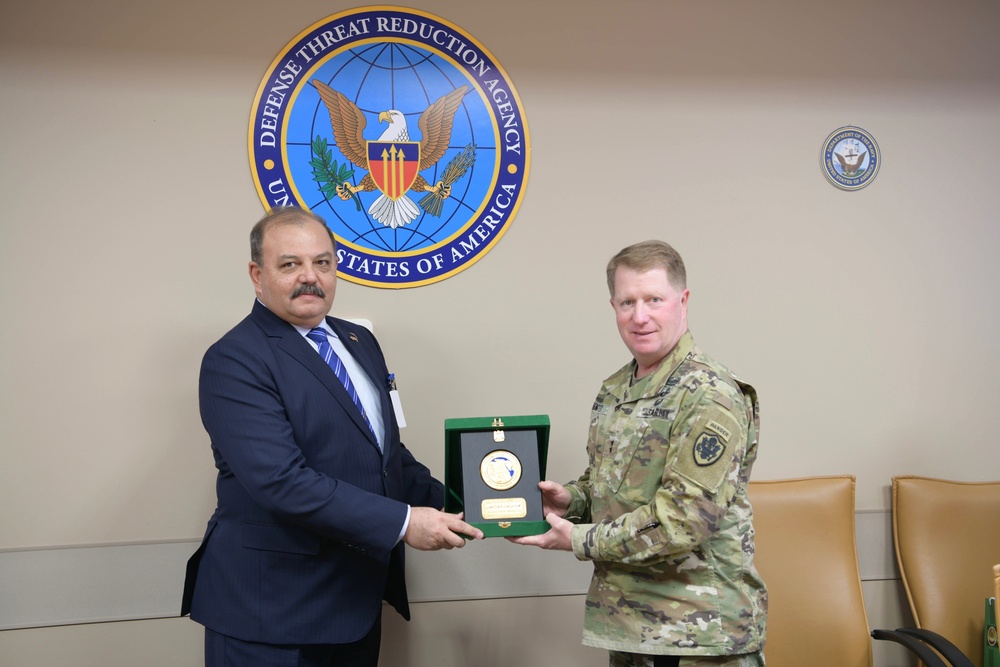 Visit of LTG Ali Fahmi Commander Air Defense Forces Egyptian Armed Forces, received by Director of Operations &amp; Integration, U.S. Army Major General Christopher Bentley