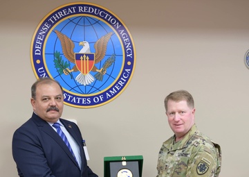 Visit of LTG Ali Fahmi Commander Air Defense Forces Egyptian Armed Forces, received by Director of Operations &amp; Integration, U.S. Army Major General Christopher Bentley