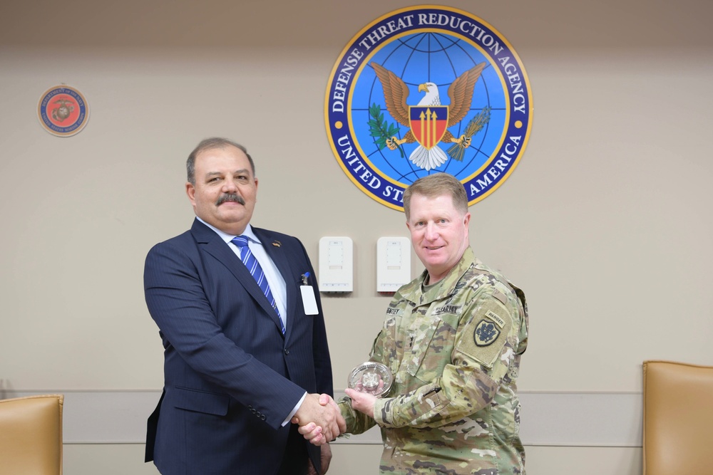 LTG Ali Fahmi Commander Air Defense Forces Egyptian Armed Forces, with Director of Operations &amp; Integration, U.S. Army Major General Christopher Bentley