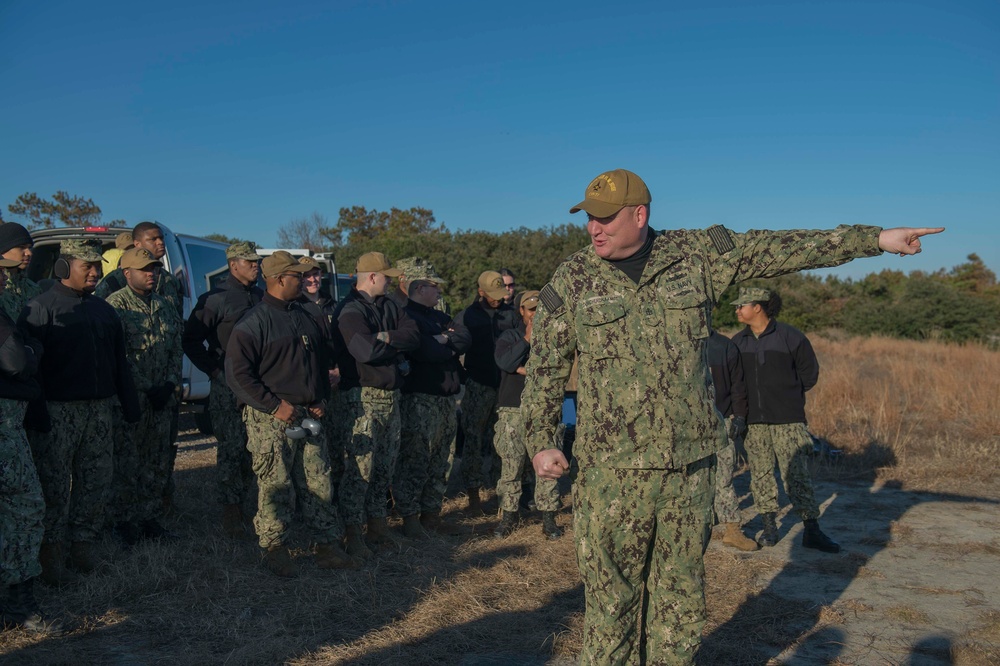 GHWB Sailors Qualify on M240B Machine Gun
