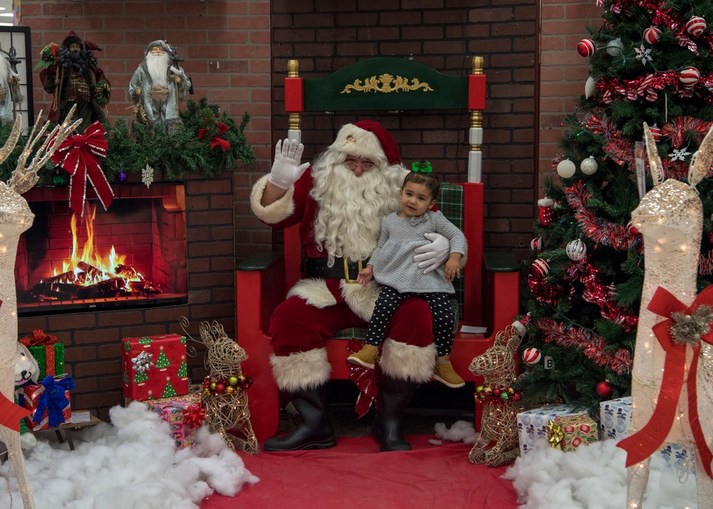 Holloman Holiday Festival