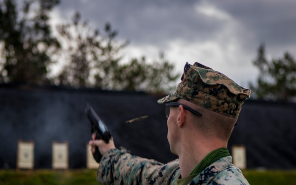 Marines display marksmanship skills during competition