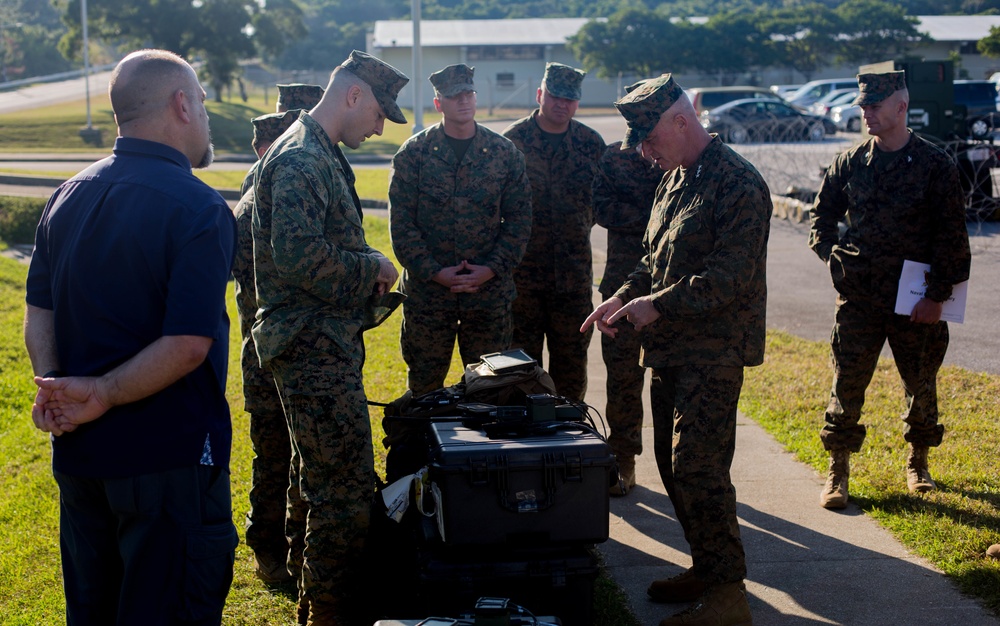 III MEF Commanding General Visits 12th Marine Regiment