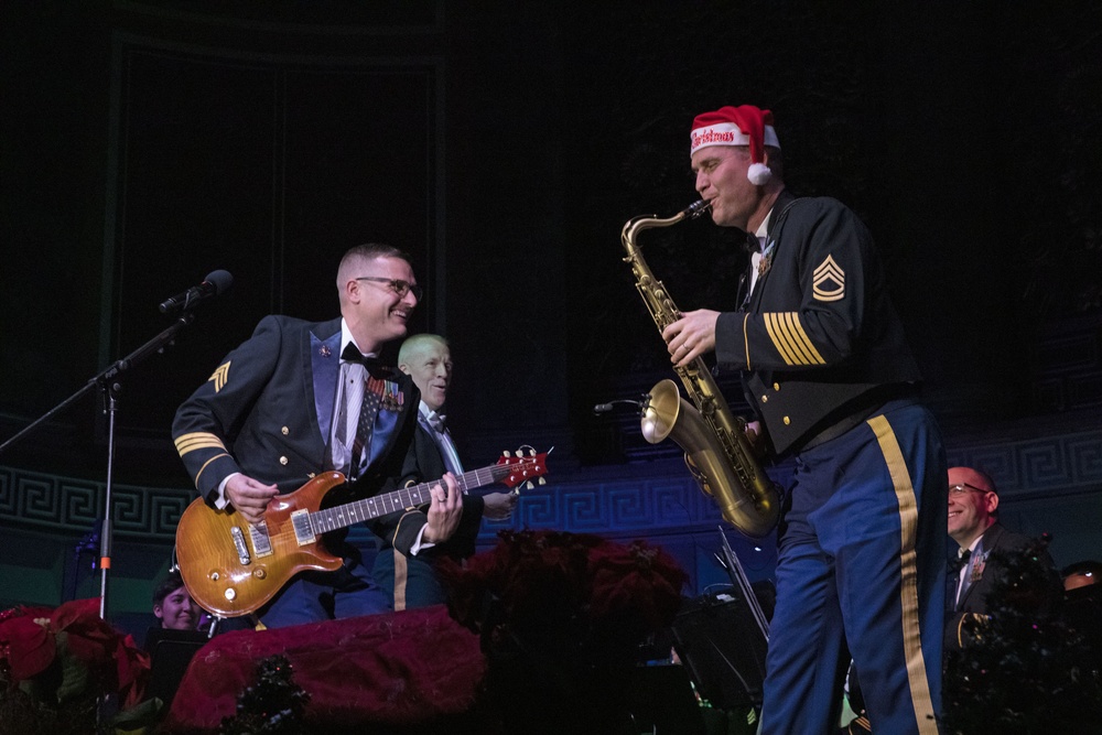 USAREUR Band performs holiday concert