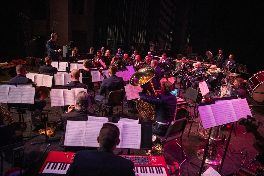 Band of the Golden West performs holiday concert series