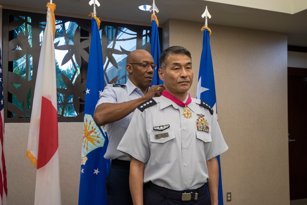 Pacific Air Chief Symposium 2019 Legion of Merit recipient