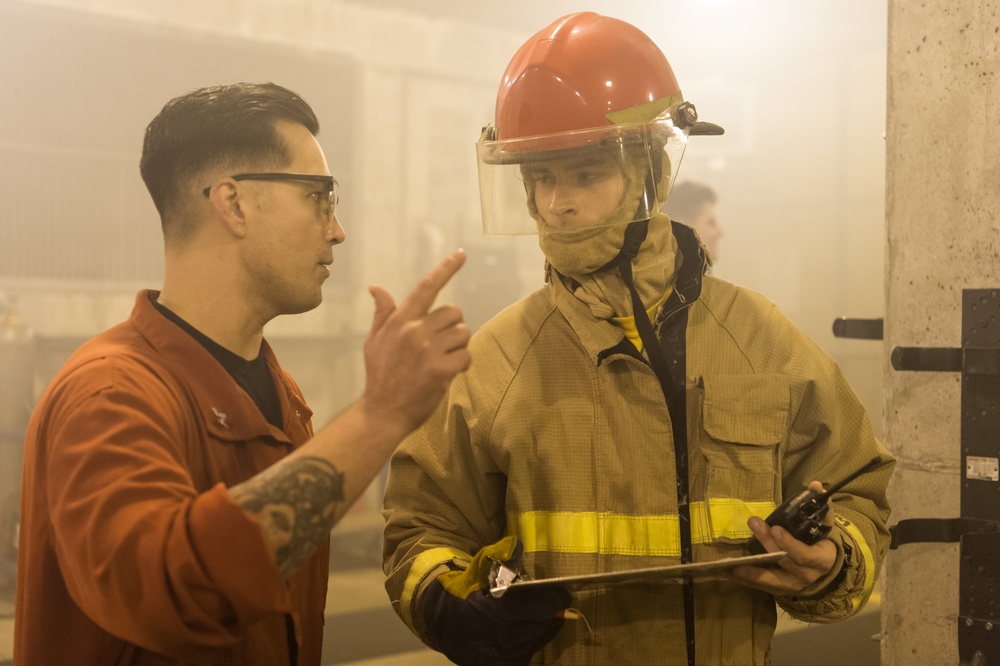 191211-N-TE695-2002 NEWPORT, R.I. (Dec. 11, 2019) -- Navy Officer Candidate School (OCS) conducts battle station drills