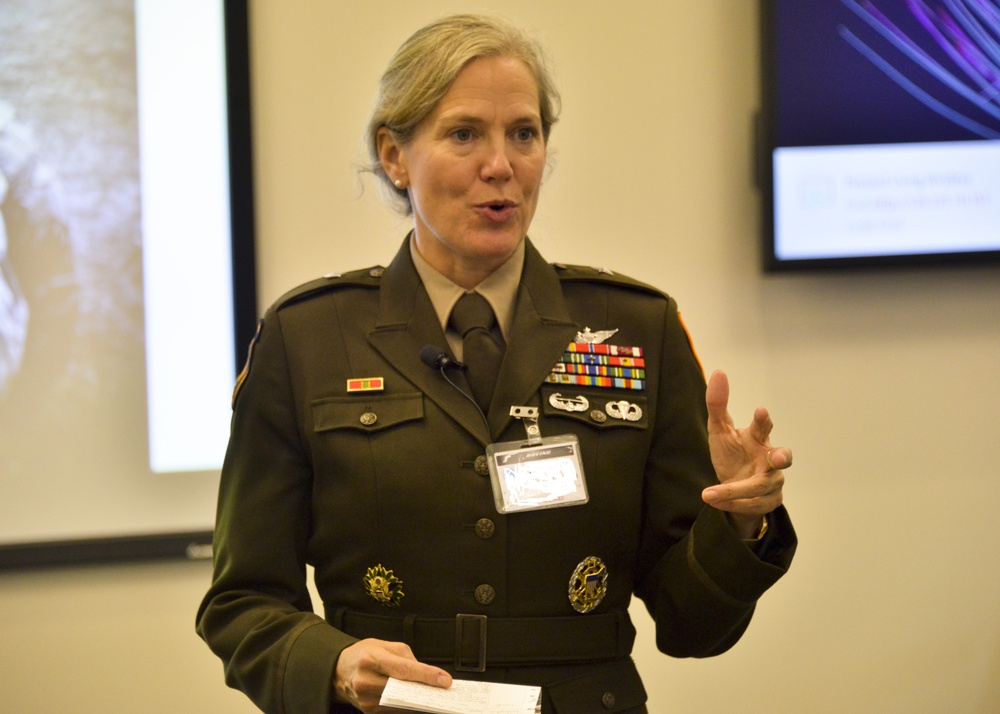 Army Reserve Aviation commander speaks at women in leadership event