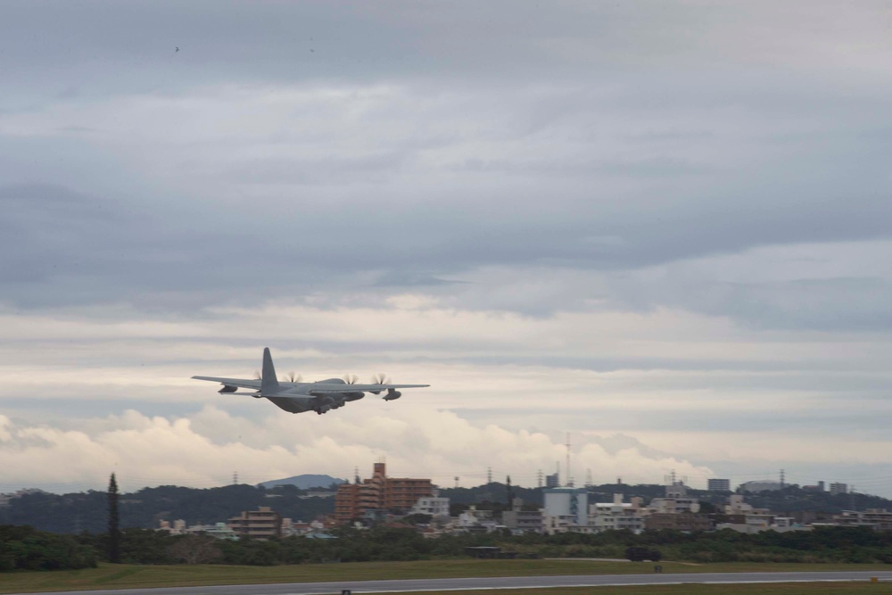 VMGR-152 performs a HIMARS and NOTM-A demo