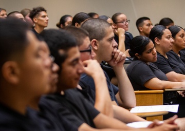 California Jobs Challenge scholars register for college