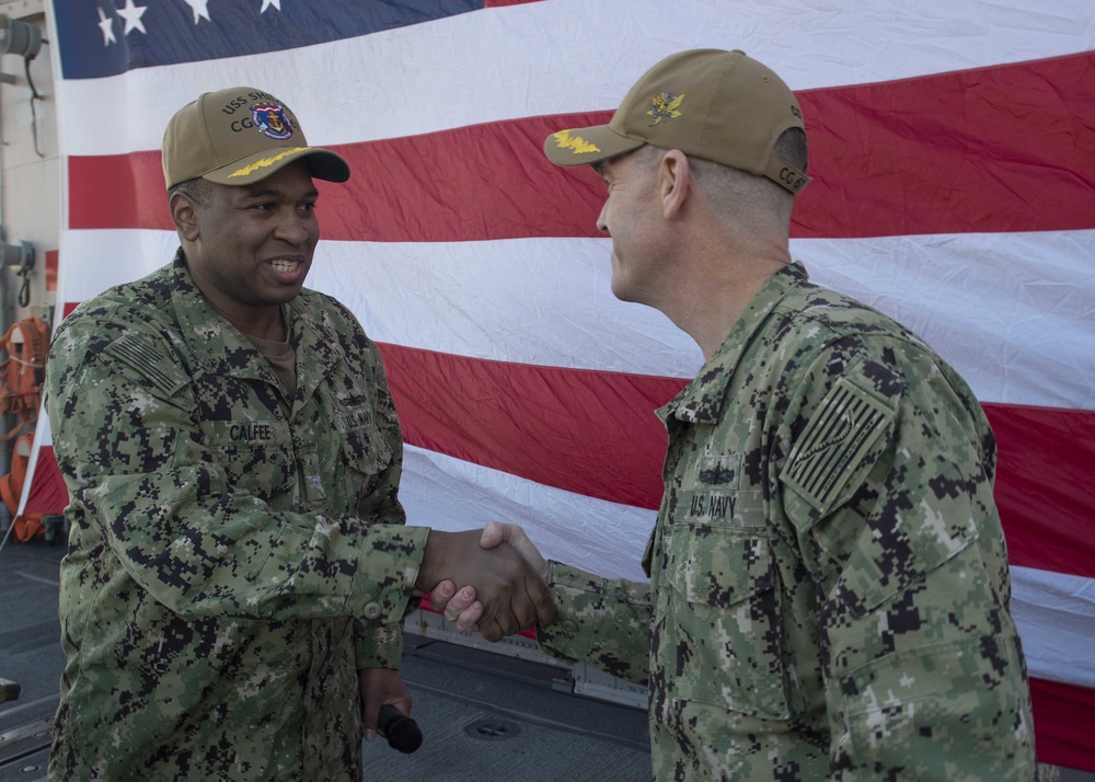 USS Shiloh Holds Change of Command Ceremony