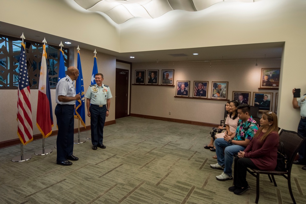 Pacific Air Chief Symposium 2019 Legion of Merit recipient