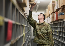 Osan post office delivers holiday happiness