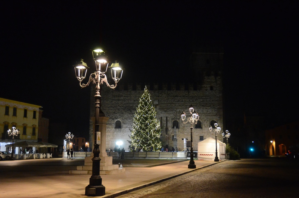 Out &amp; About : Christmas Markets in Italy - 2019