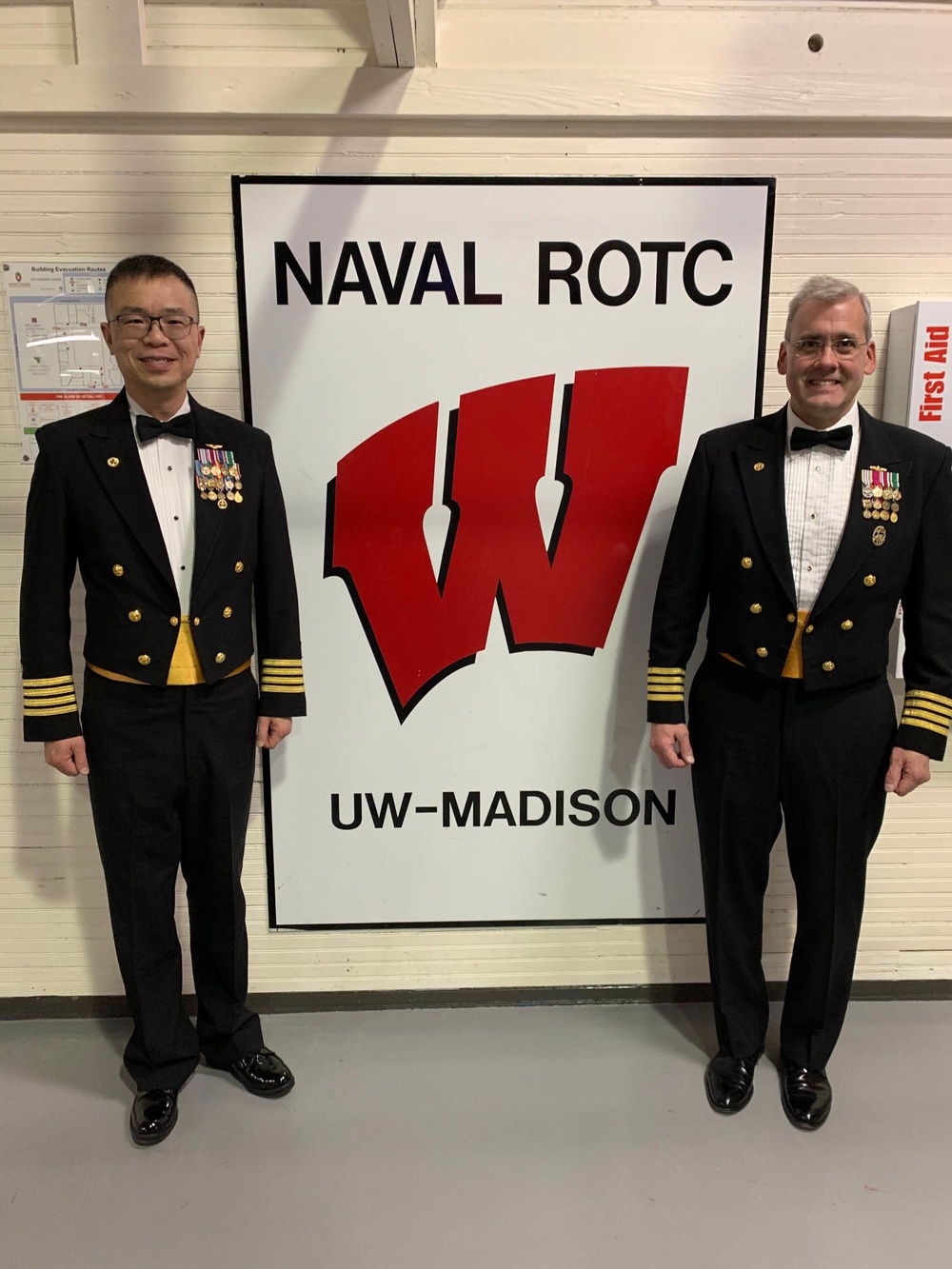 Great Lakes Commanding Officer Visits UW-Madison