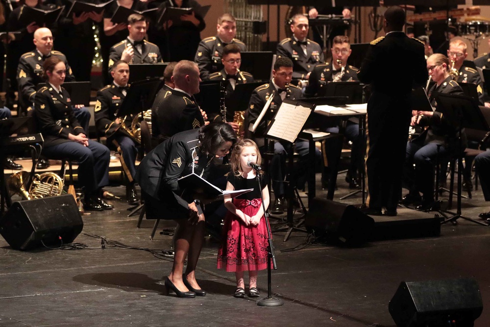 9th Army Band kicks off Holiday Spectacular