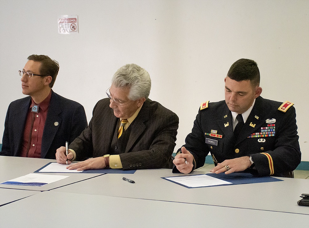 USACE-Albuquerque District, Dona Ana County sign Project Partnership Agreement for new dam