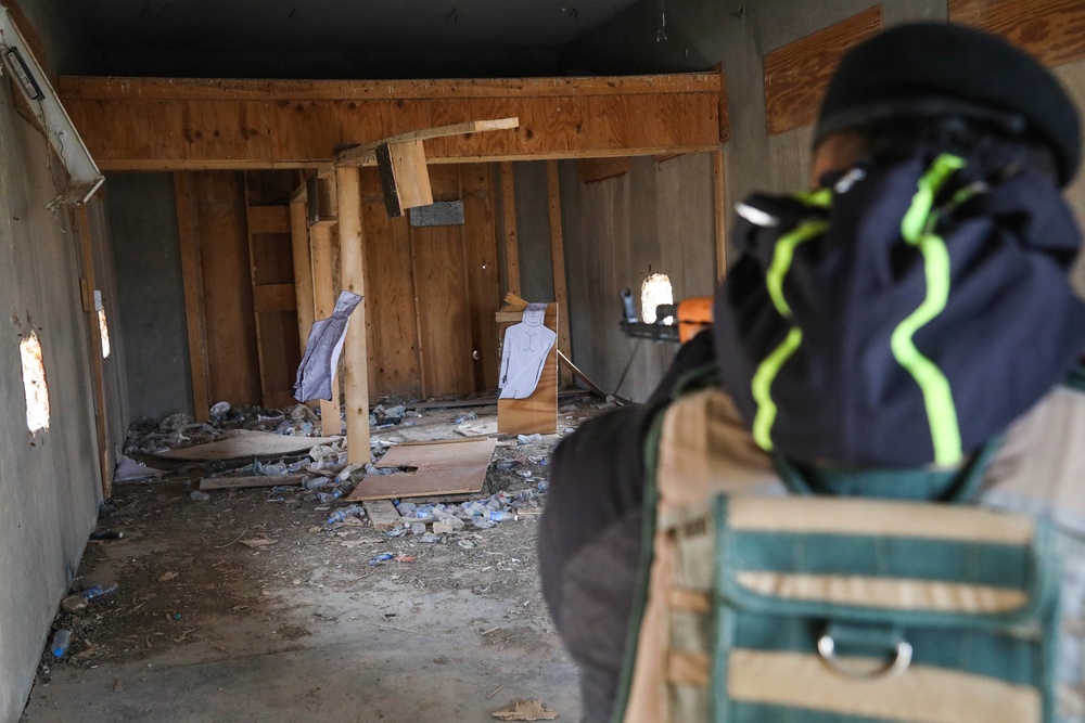 Iraqi Police Room Clearing Exercise