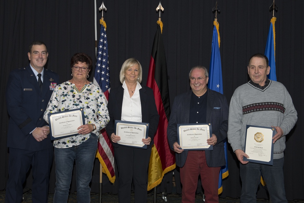 KMC civilians honored in Length-of-Service Ceremony