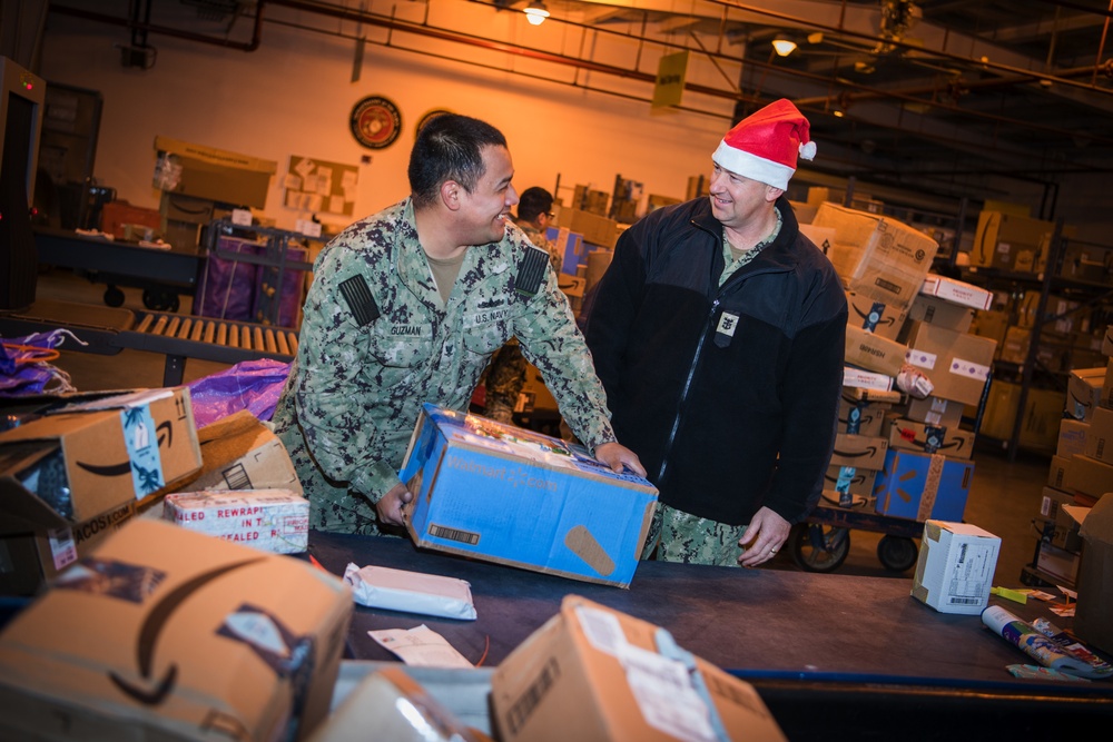 NAVSTA Rota Holiday Mail Sorting