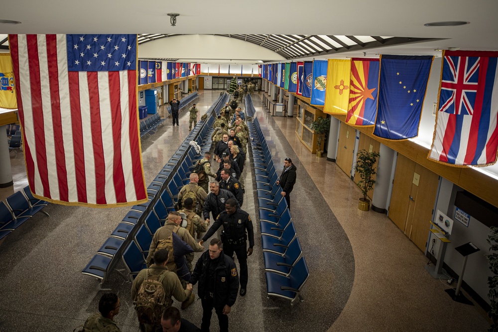 1st Squadron, 102nd Cavalry Regiment troopers home for the holidays